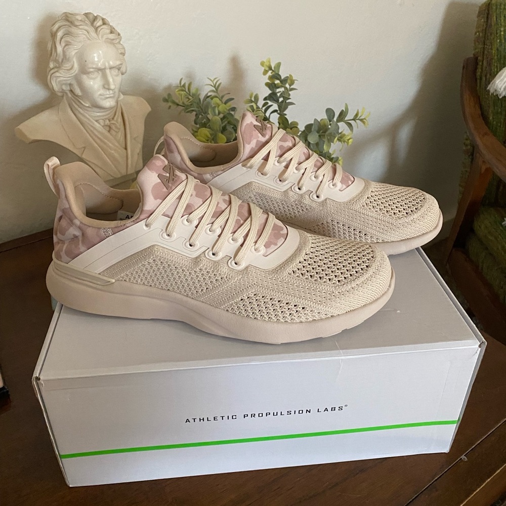 NIB APL Techloom Tracer - Beach Almond Leopard